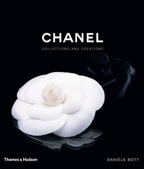 Chanel: Collections and Creations 